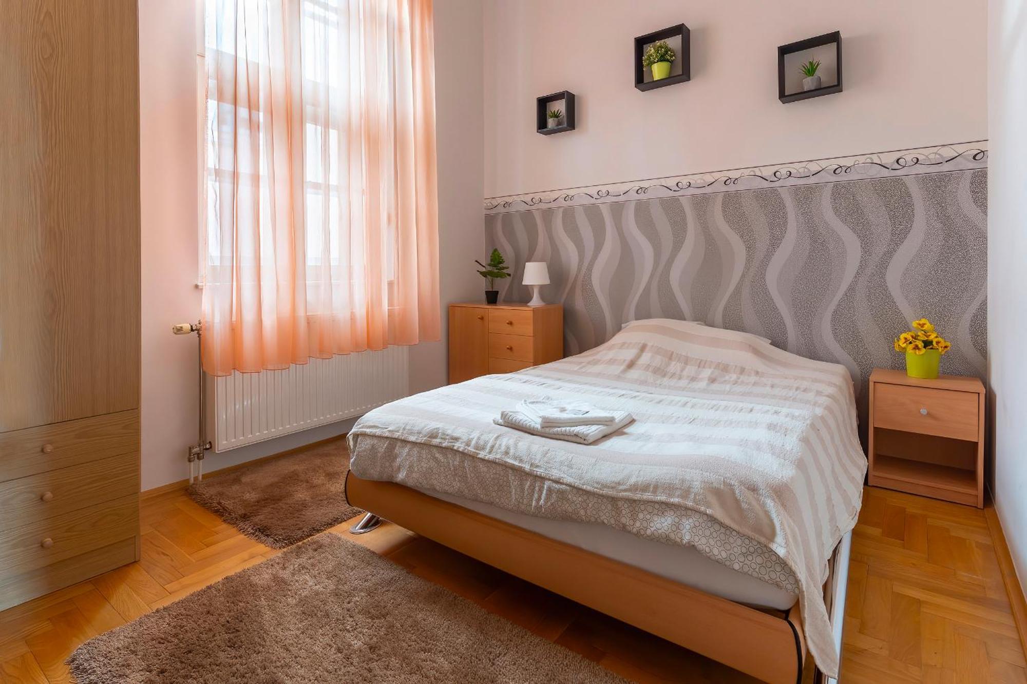 Tomka Apartman Segedyn Zewnętrze zdjęcie