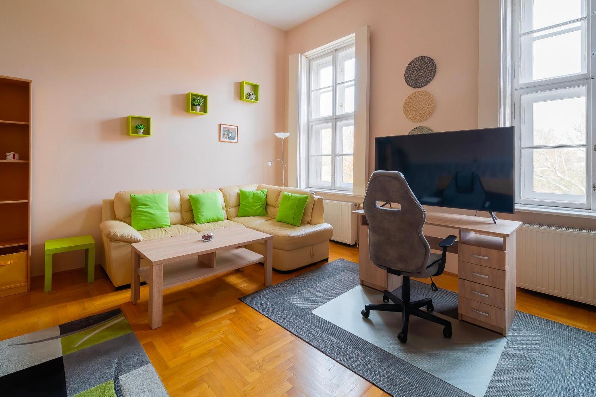 Tomka Apartman Segedyn Zewnętrze zdjęcie