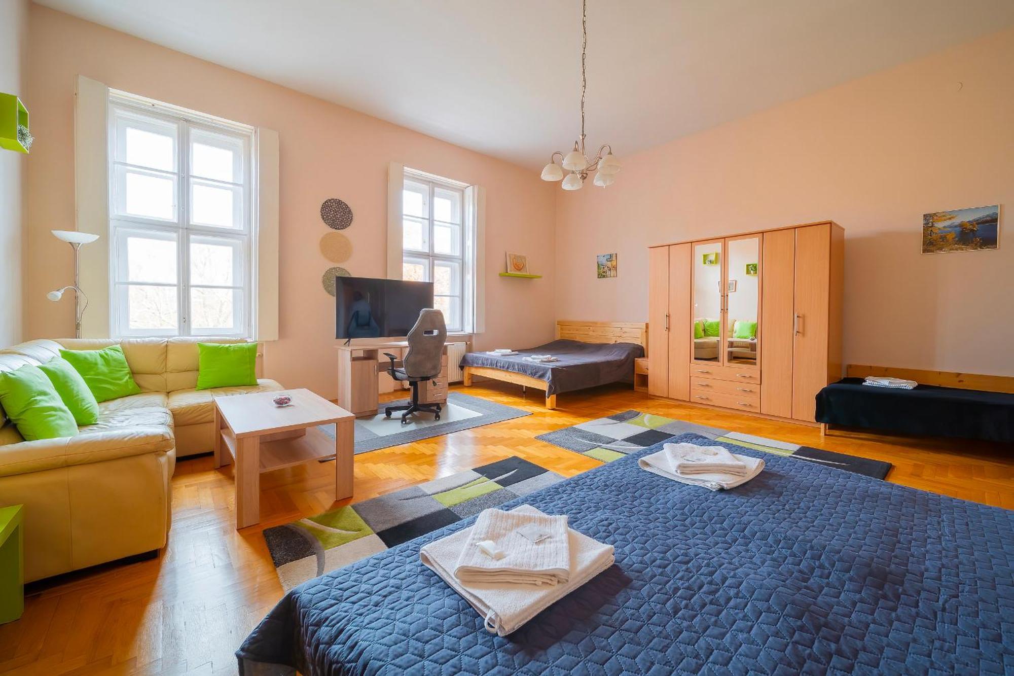 Tomka Apartman Segedyn Zewnętrze zdjęcie